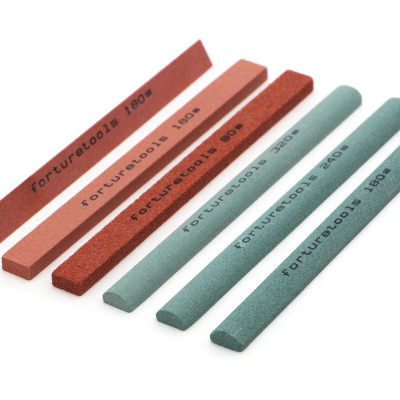 aluminum oxide and silicon carbide sharpening stone